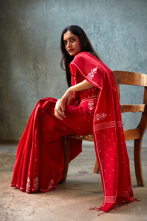Handwoven Red Bengal Jamdani Saree